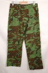 1960's Poplin ARVN leaf camouflage pants, size large, light fabric, rare, used.