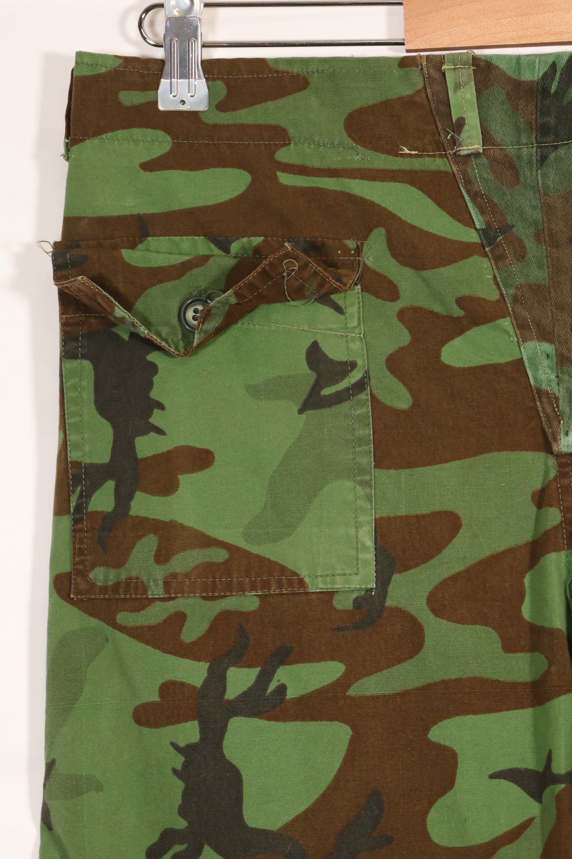 1960's Poplin ARVN leaf camouflage pants, size large, light fabric, rare, used.