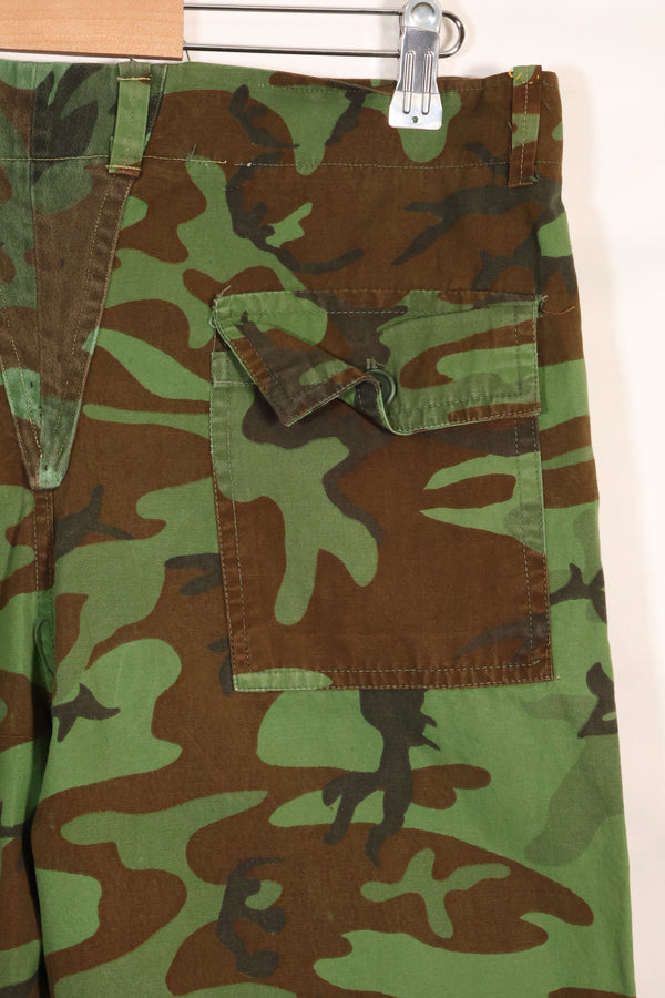 1960's Poplin ARVN leaf camouflage pants, size large, light fabric, rare, used.