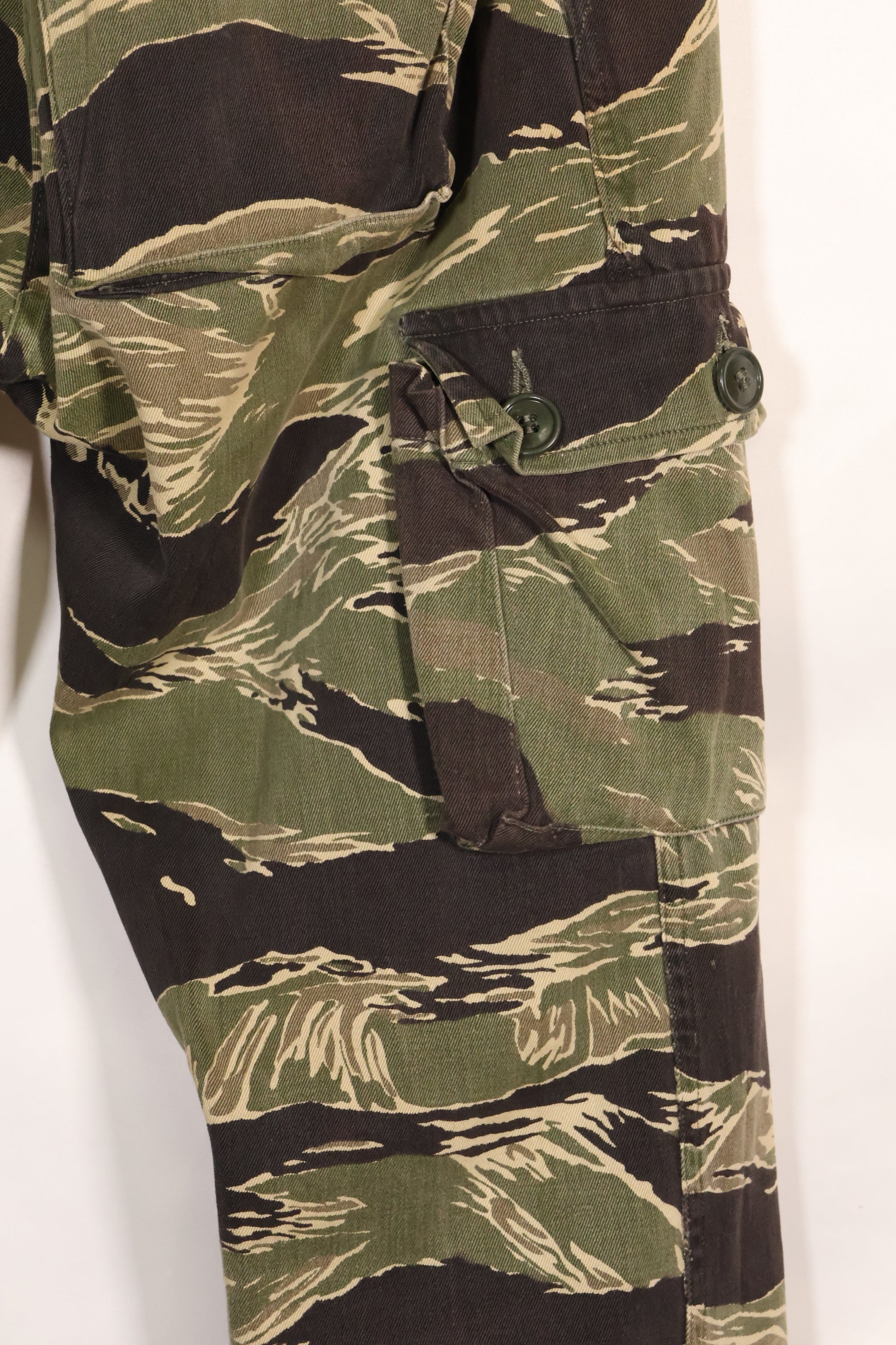 Mid-1960s Okinawa Tiger Pattern US Cut Modified Tiger Stripe Pants Used