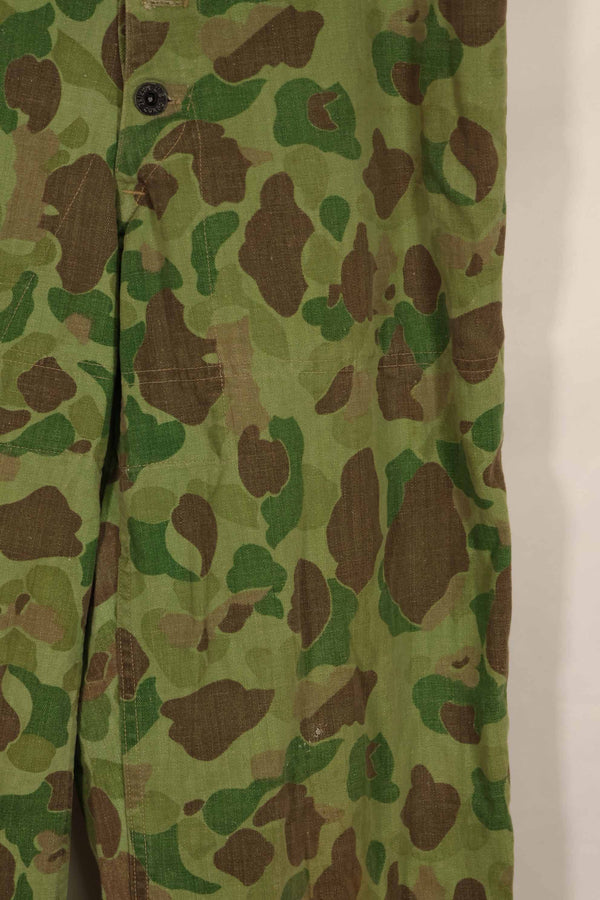 Real 1940s WWII U.S. Marine Corps P44 grogskin camouflage pants, used.