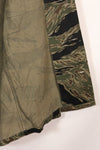 1960s US-M Silver Tiger Tiger Stripe shirt, little worn, good condition, used.