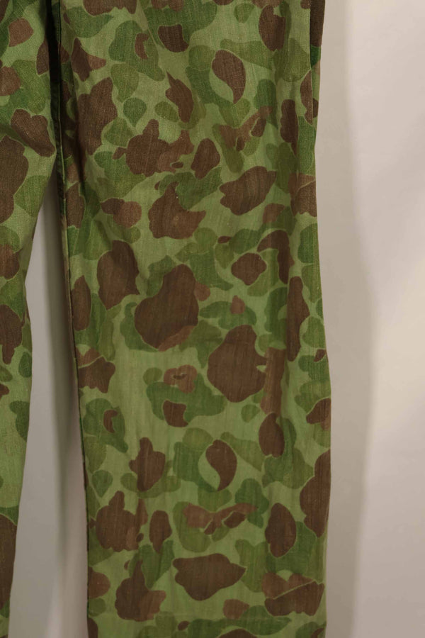 Real 1940s WWII U.S. Marine Corps P44 grogskin camouflage pants, used.