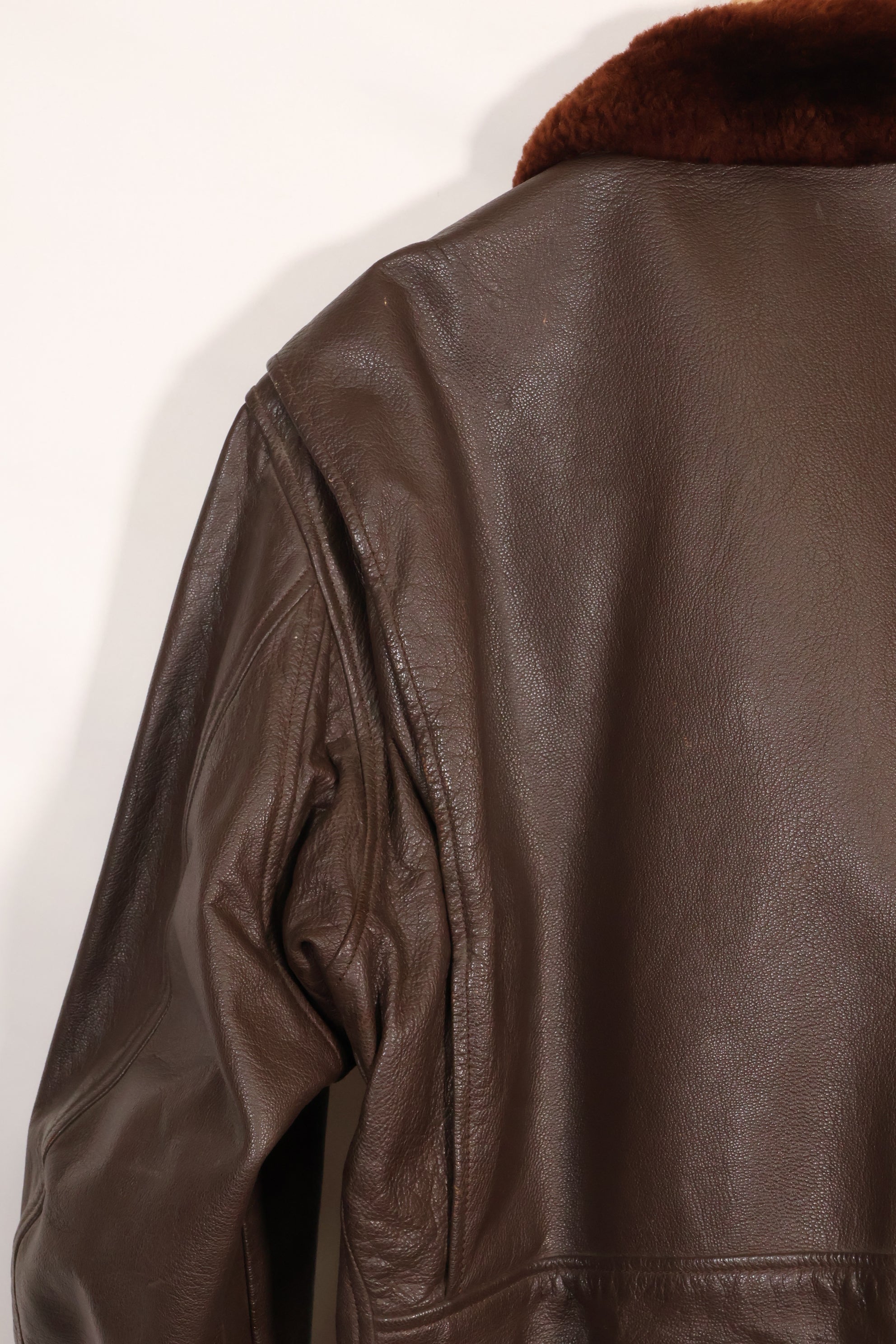 1950s-60s lot US Navy G-1 flight jacket without contract label, used.