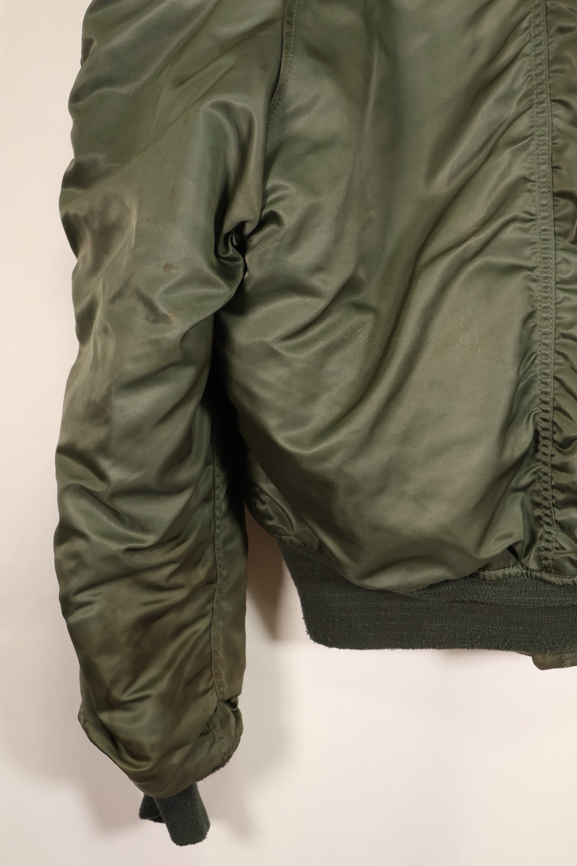 Late 1980s, MEDIUM, Civilian Use, Made by Alpha Industries, N2-B Flight Jacket, Used