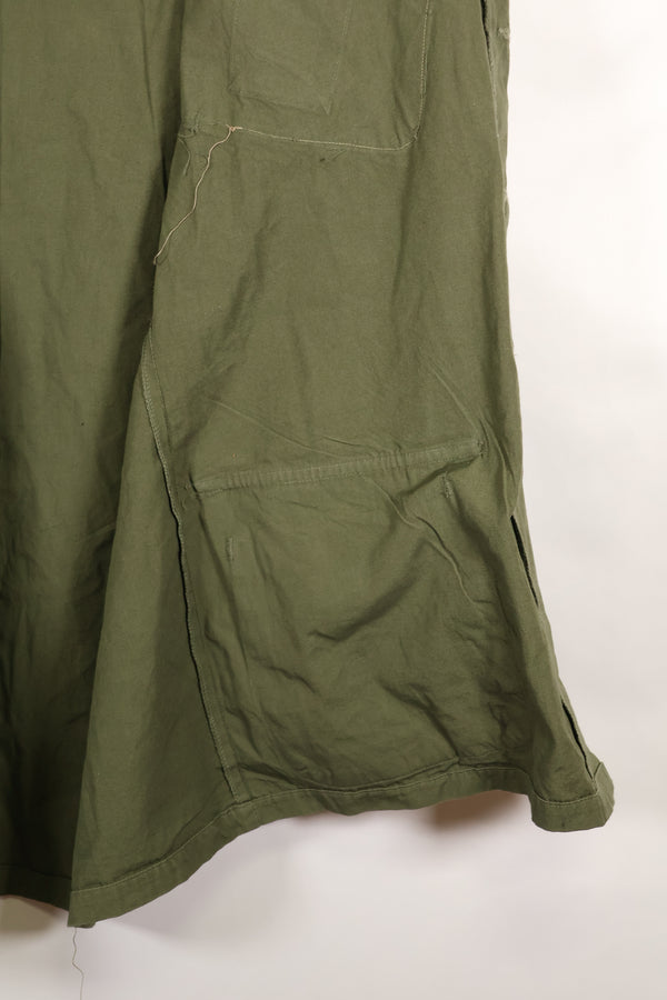 Circa 1966-67 M-R 3rd Model Jungle Fatigue Jacket with patches, good condition.