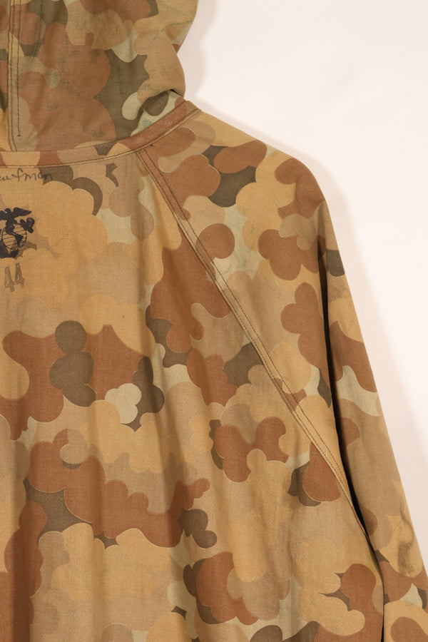 Old replica US Marine Corps Mitchell camouflage reversible hoodie, used.