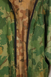Old replica US Marine Corps Mitchell camouflage reversible hoodie, used.