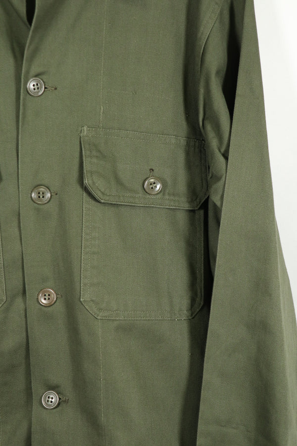 Real dead stock OG-107 utility shirt, civilian, size M.