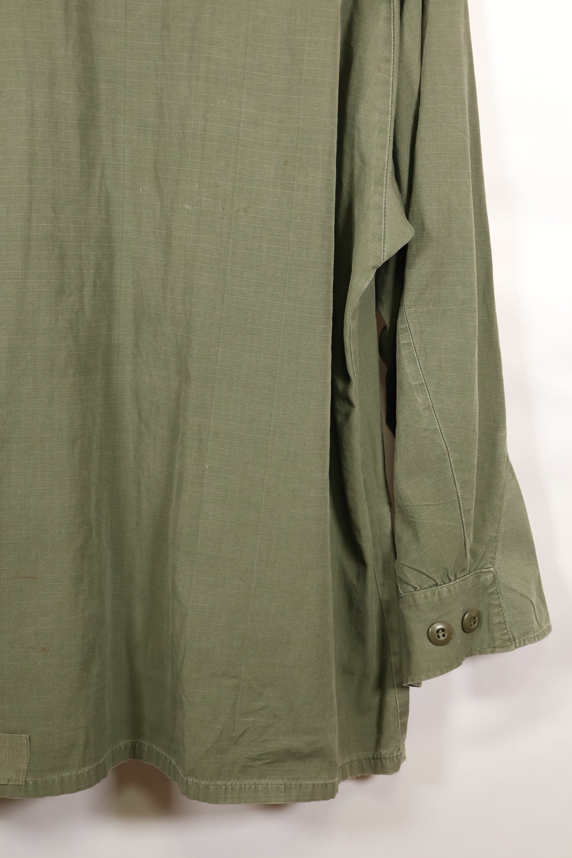 1968 Contract X-L-R 4th Model Jungle Fatigue Jacket, faded, used.