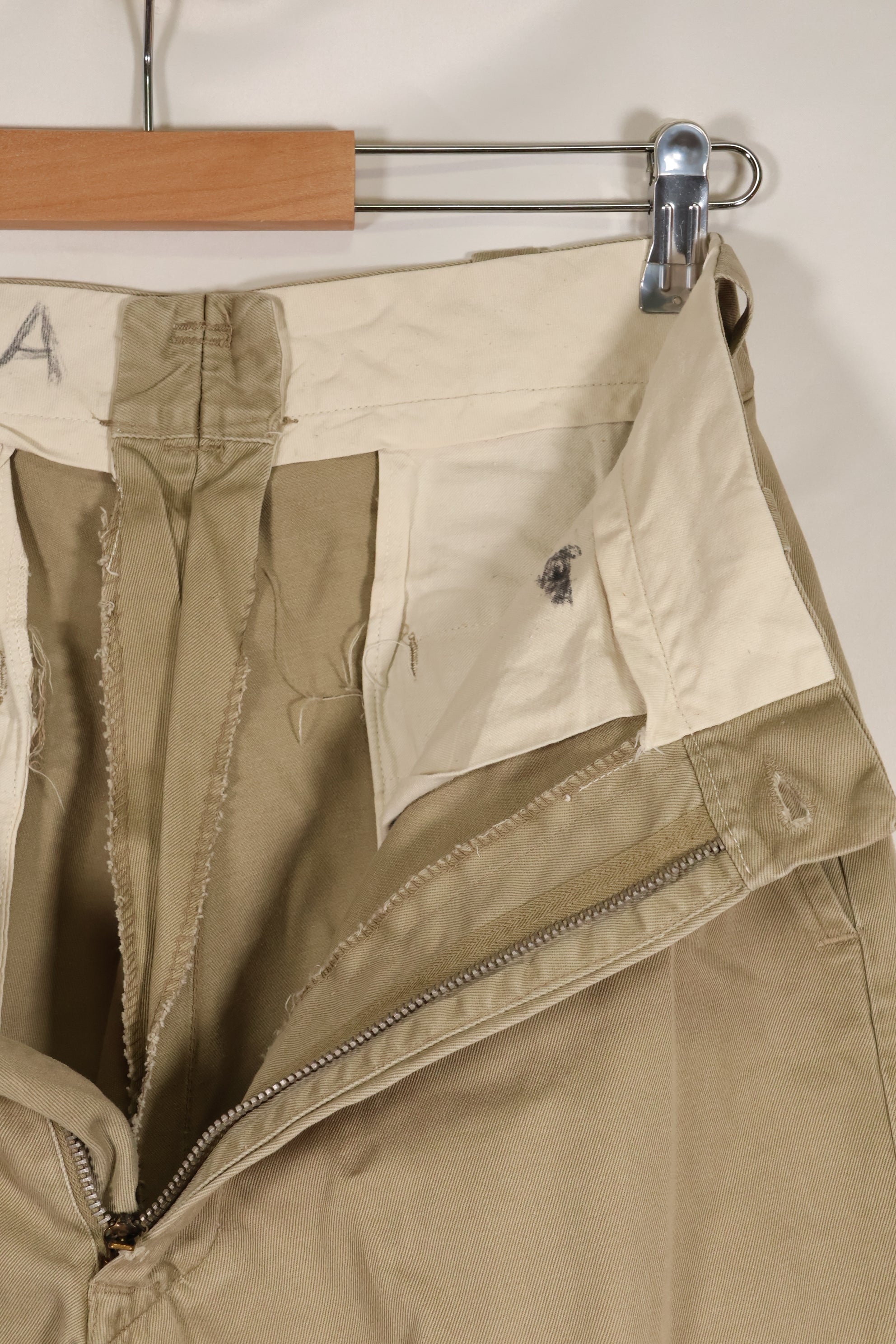 1970's Small Size U.S. Army Khaki Pants, used, used.