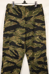 Real deadstock Okinawa Tiger Tiger stripe US cut pants US-S with Okinawa inspected stamp