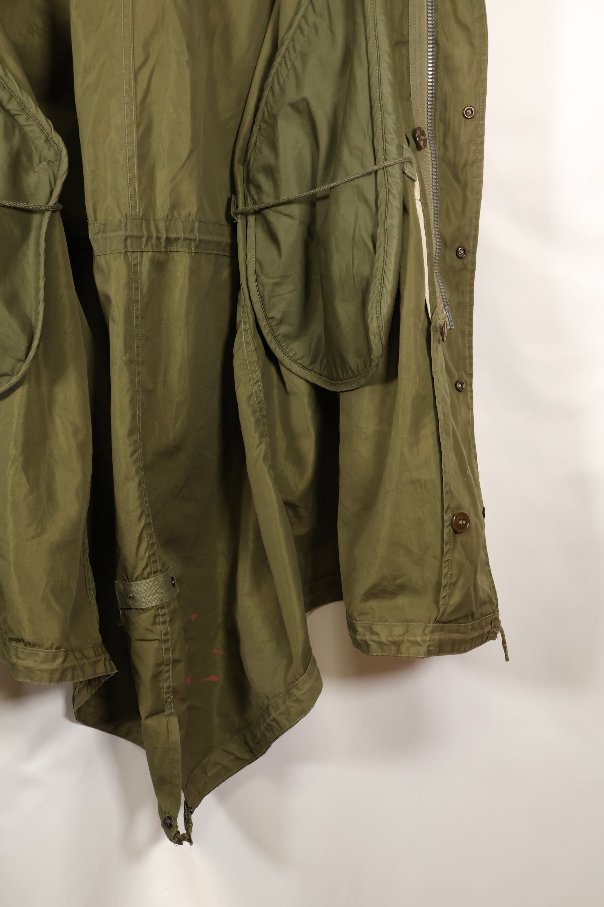 Early 1950s M51 Field Parka with fishtail wool pile liner, used.