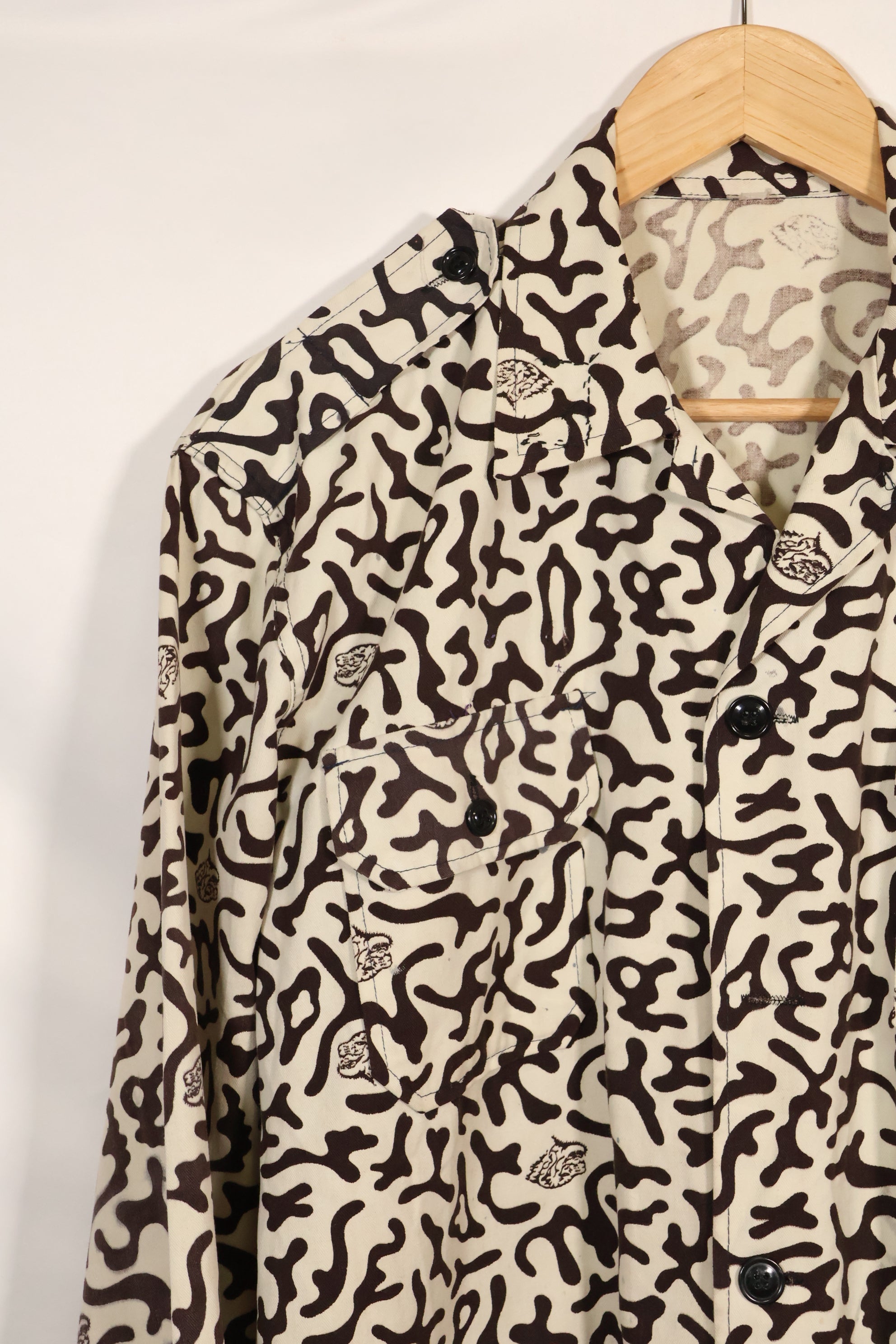 1980's Korean student camouflage clothing Hangul camouflage shirt, almost unused A