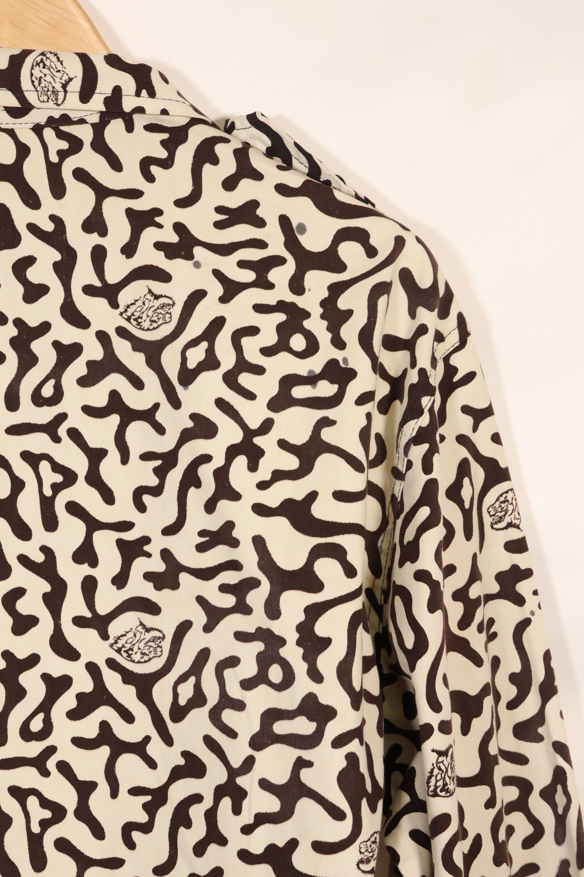 1980's Korean student camouflage clothing Hangul camouflage shirt, almost unused A