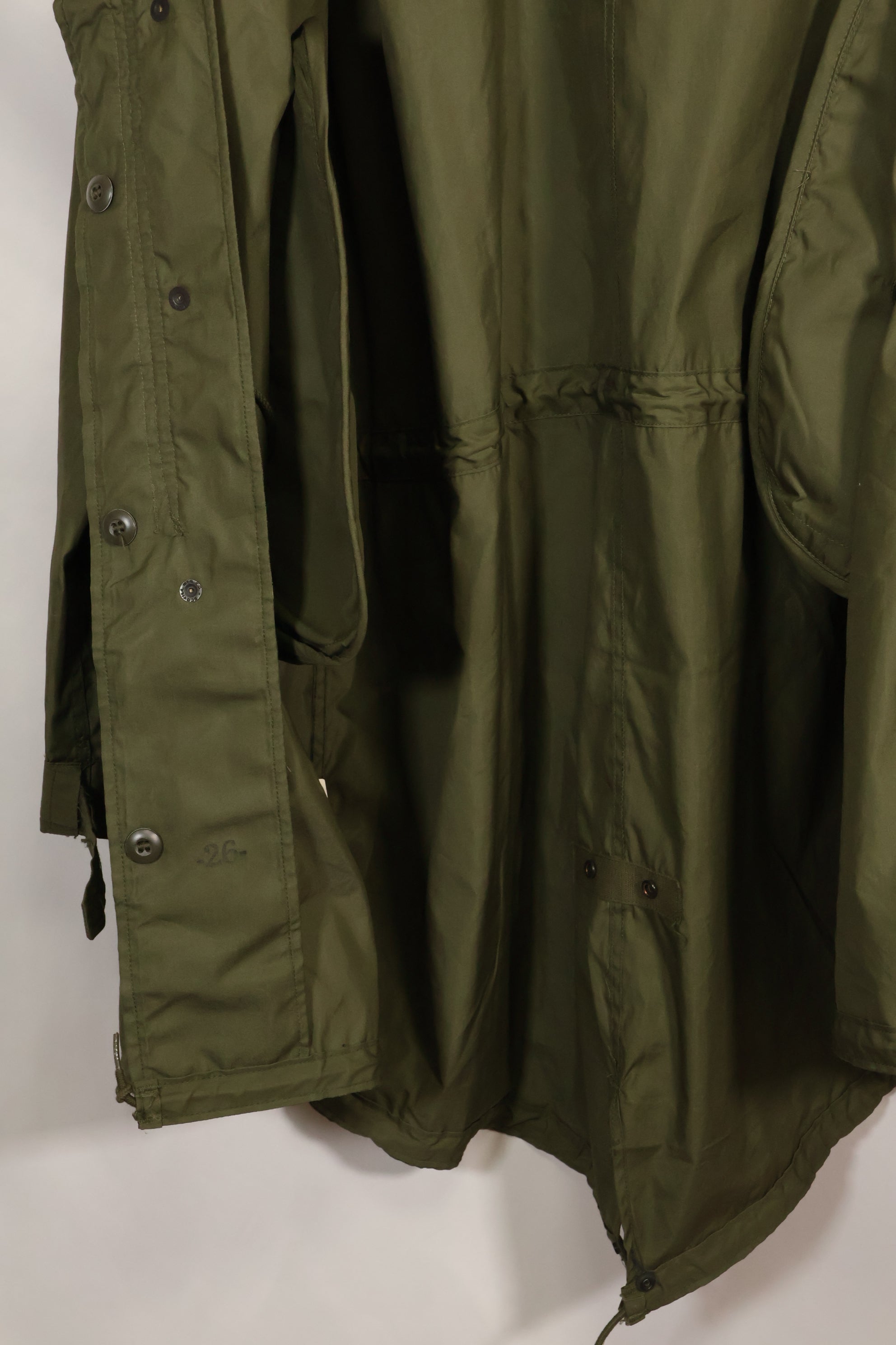 1970 Contract M-R Deadstock US Army M65 Field Parka, aluminum zipper, long term storage.