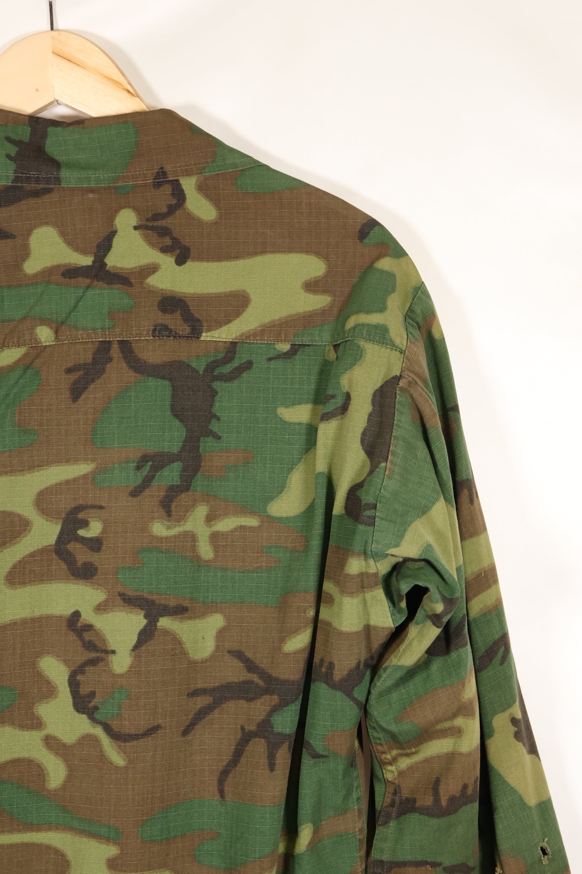 1969 Contract M-S Ripstop ERDL Camouflage Jungle Fatigue Jacket, faded, used, B