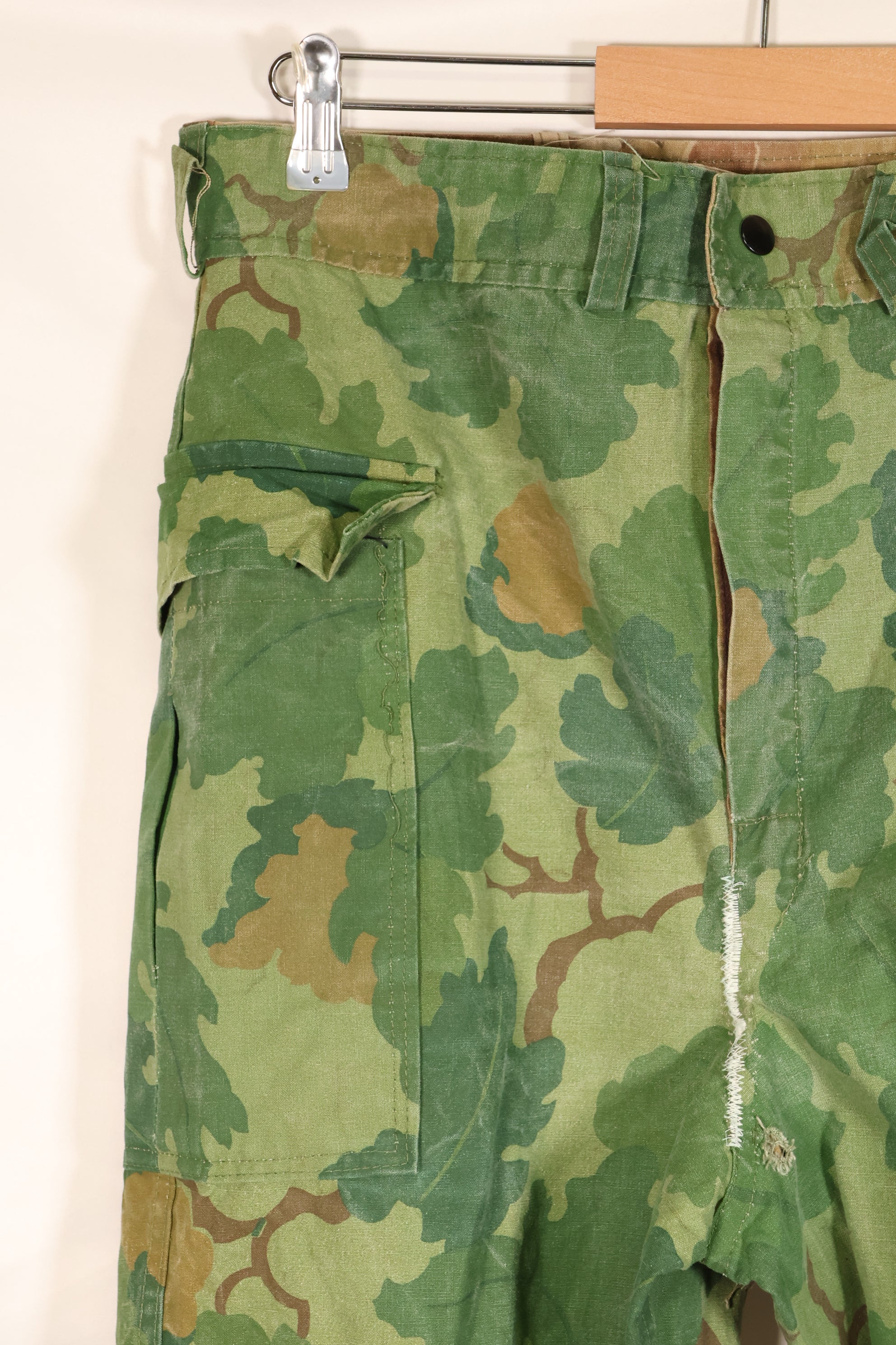 推定1970~80年代　アメリカアパレル製　実物ミッチェル迷彩　シェルターハーフ生地　ハンティングパンツ　中古品