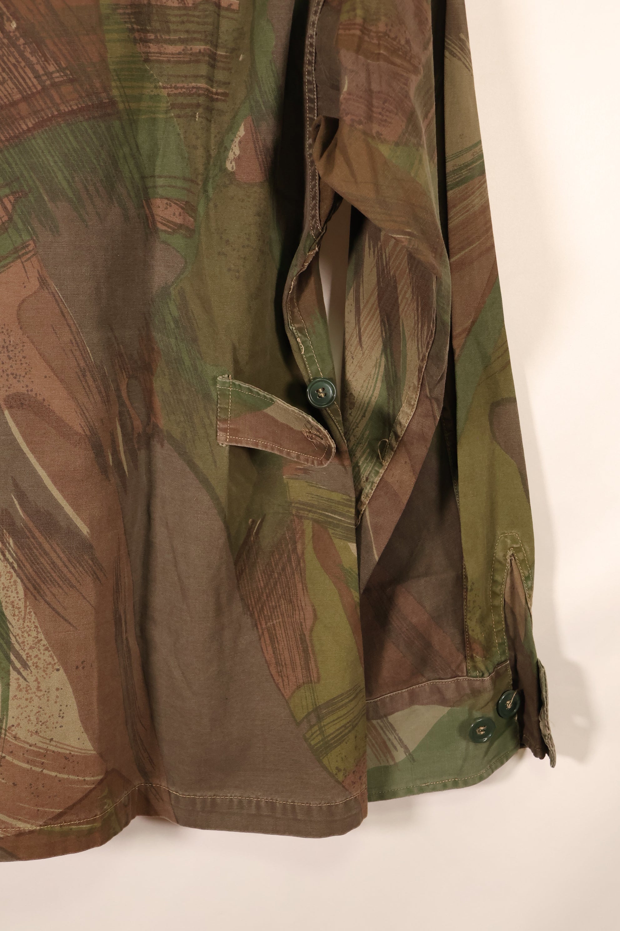 1963年頃　南ベトナム　ARVN　アメリカ人アドバイザー　ローカルメイド Windproof迷彩　上下セット　中古品