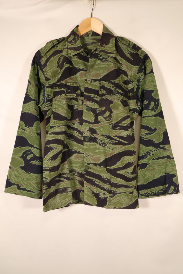 Late 1960s, South Vietnamese Marine Corps (VNMC), 4th Pattern, Sea Wave, Tiger Stripe Shirt, Used