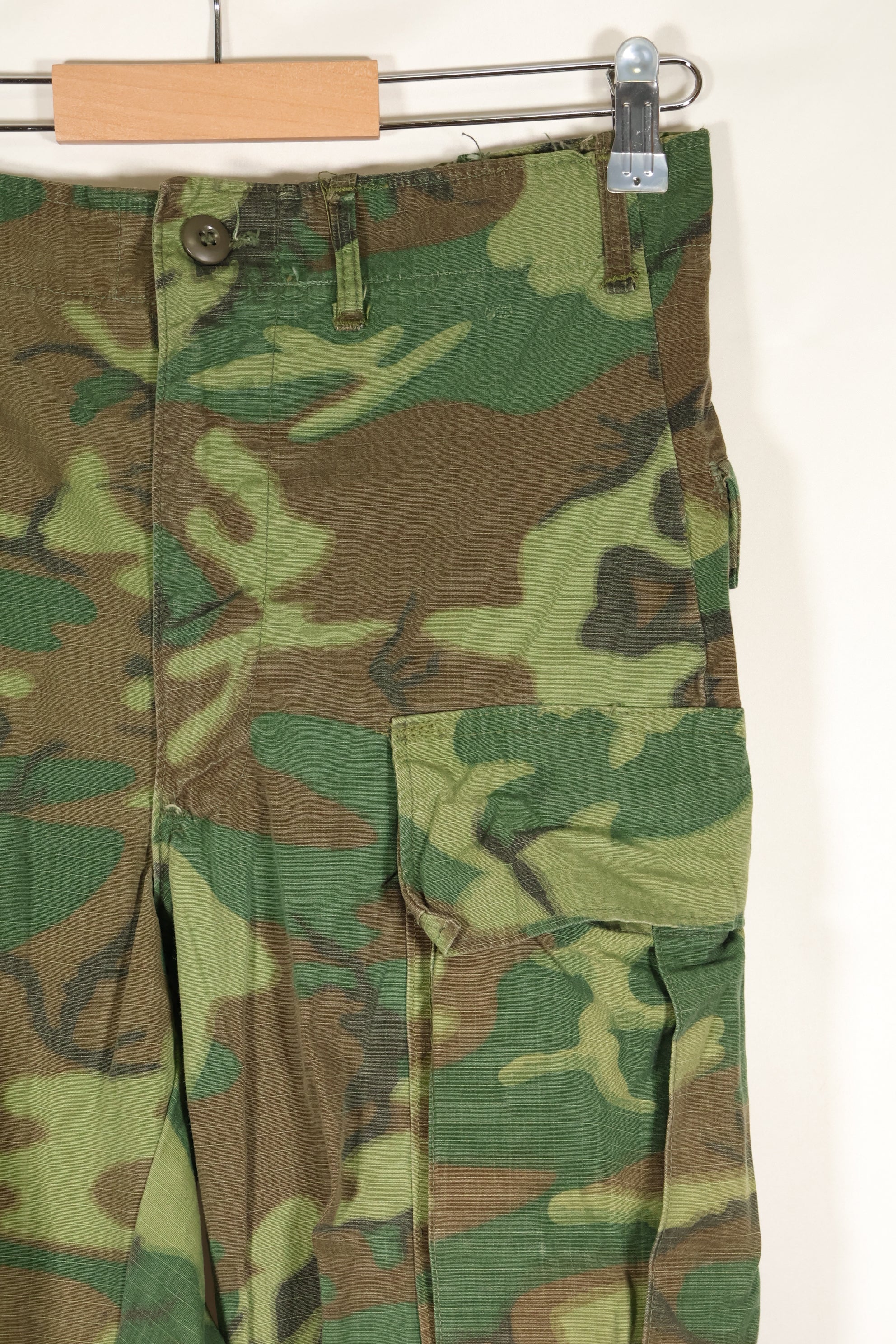 1968 contract missing size tag Ripstop ERDL camouflage Fatigue pants, used.