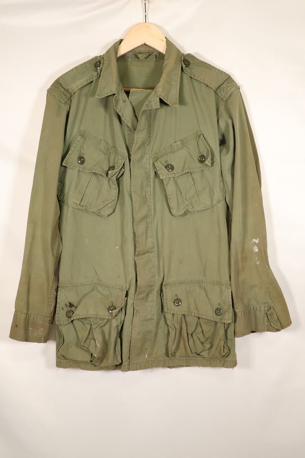 1963 Contract, estimated SMALL 1st Model Jungle Fatigue Jacket, used, stains, scratches.
