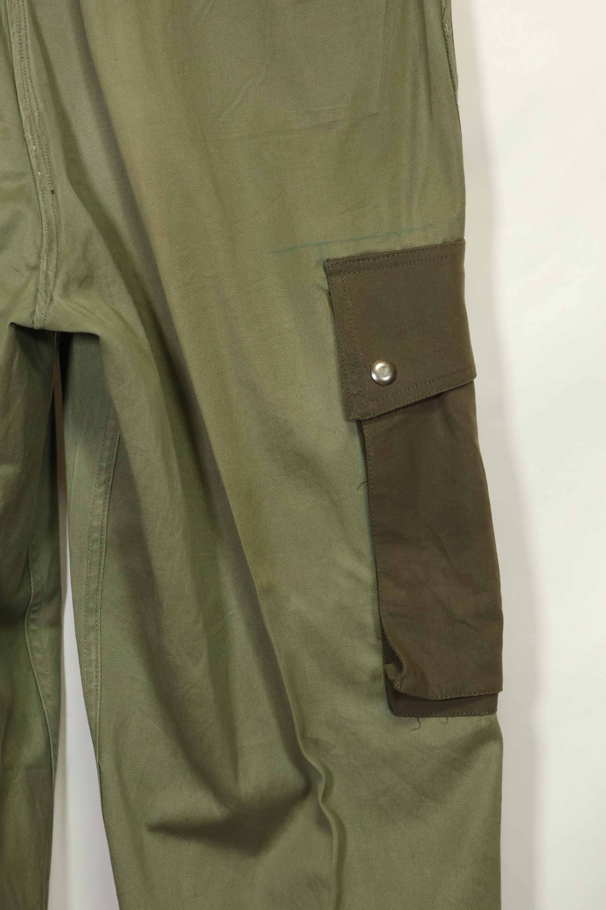 1940s-50s U.S. Army M45 cotton field pants with modified cargo pockets, airborne use, used, A