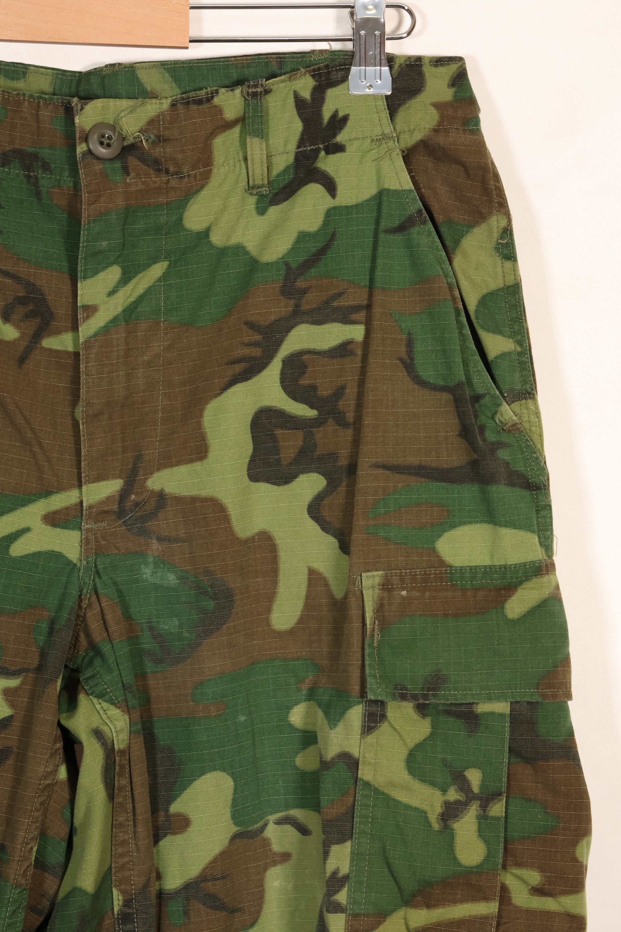 1969 Contract M-L Ripstop Fabric ERDL Leaf Camouflage Pants Used