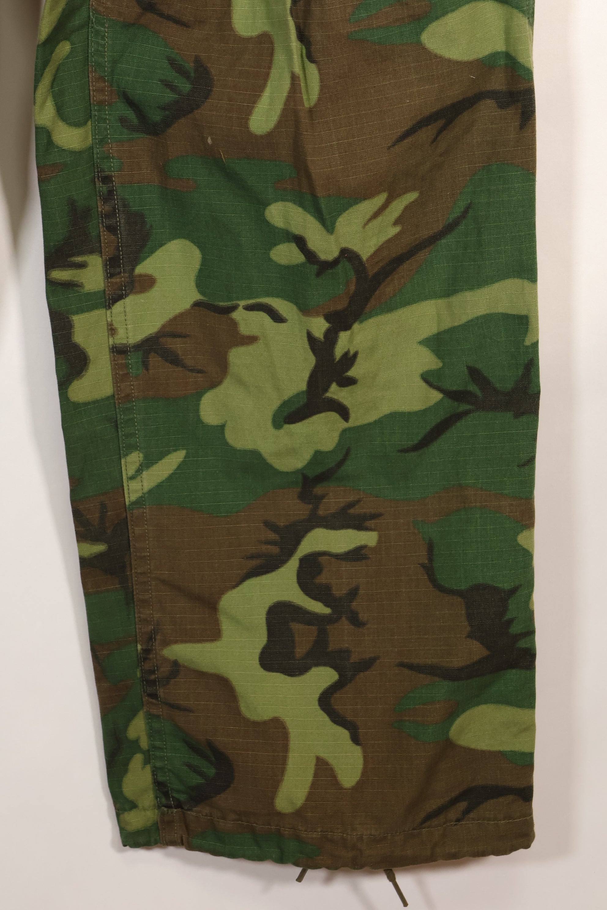 1969 Contract M-L Ripstop Fabric ERDL Leaf Camouflage Pants Used
