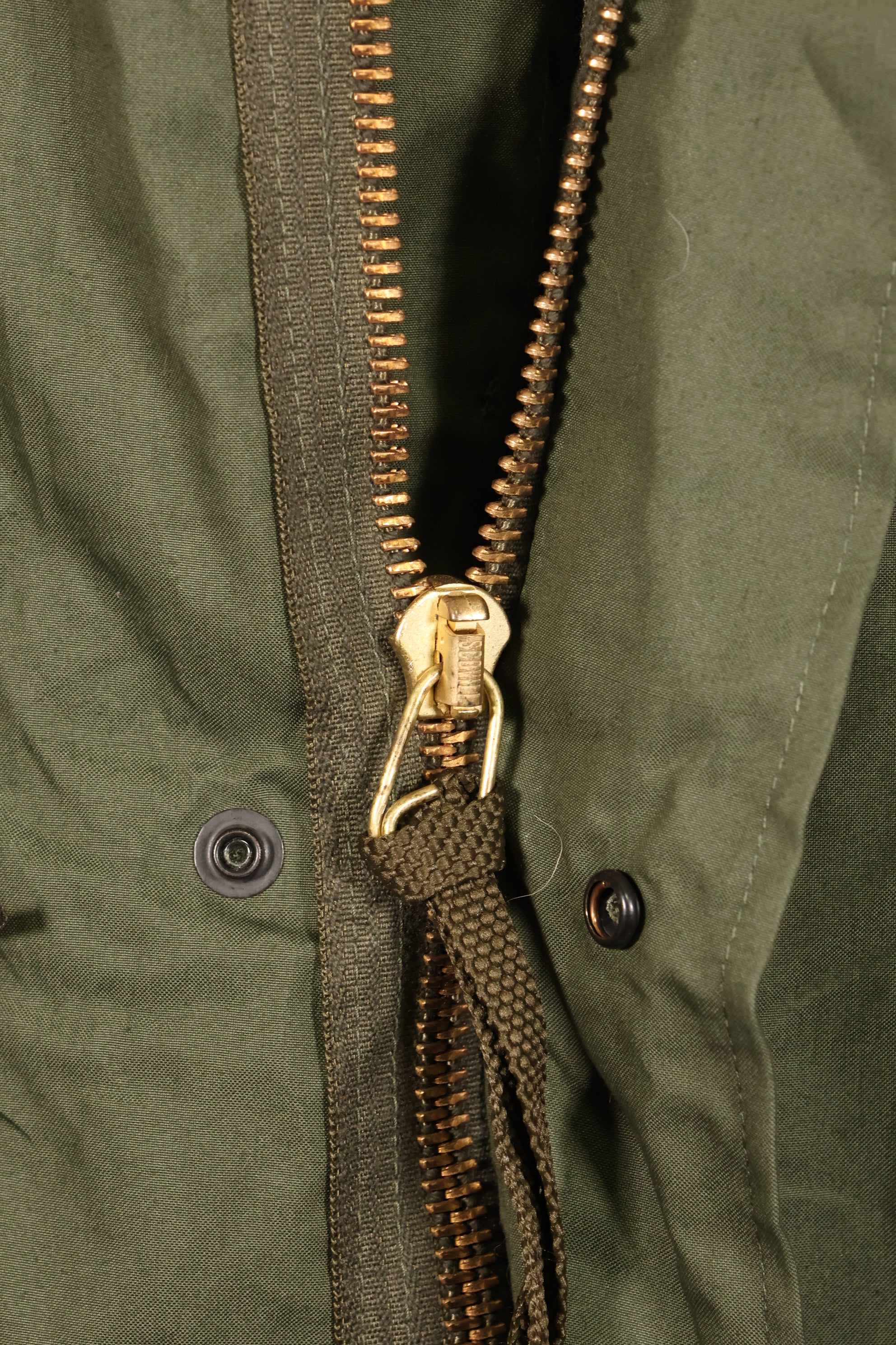 1983 Contract MEDIUM M65 Field Parka Fishtail Parka, almost unused, shell only.