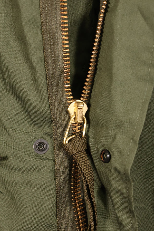 1983 Contract MEDIUM M65 Field Parka Fishtail Parka, almost unused, shell only.