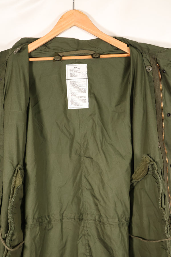 1983 Contract MEDIUM M65 Field Parka Fishtail Parka, almost unused, shell only.