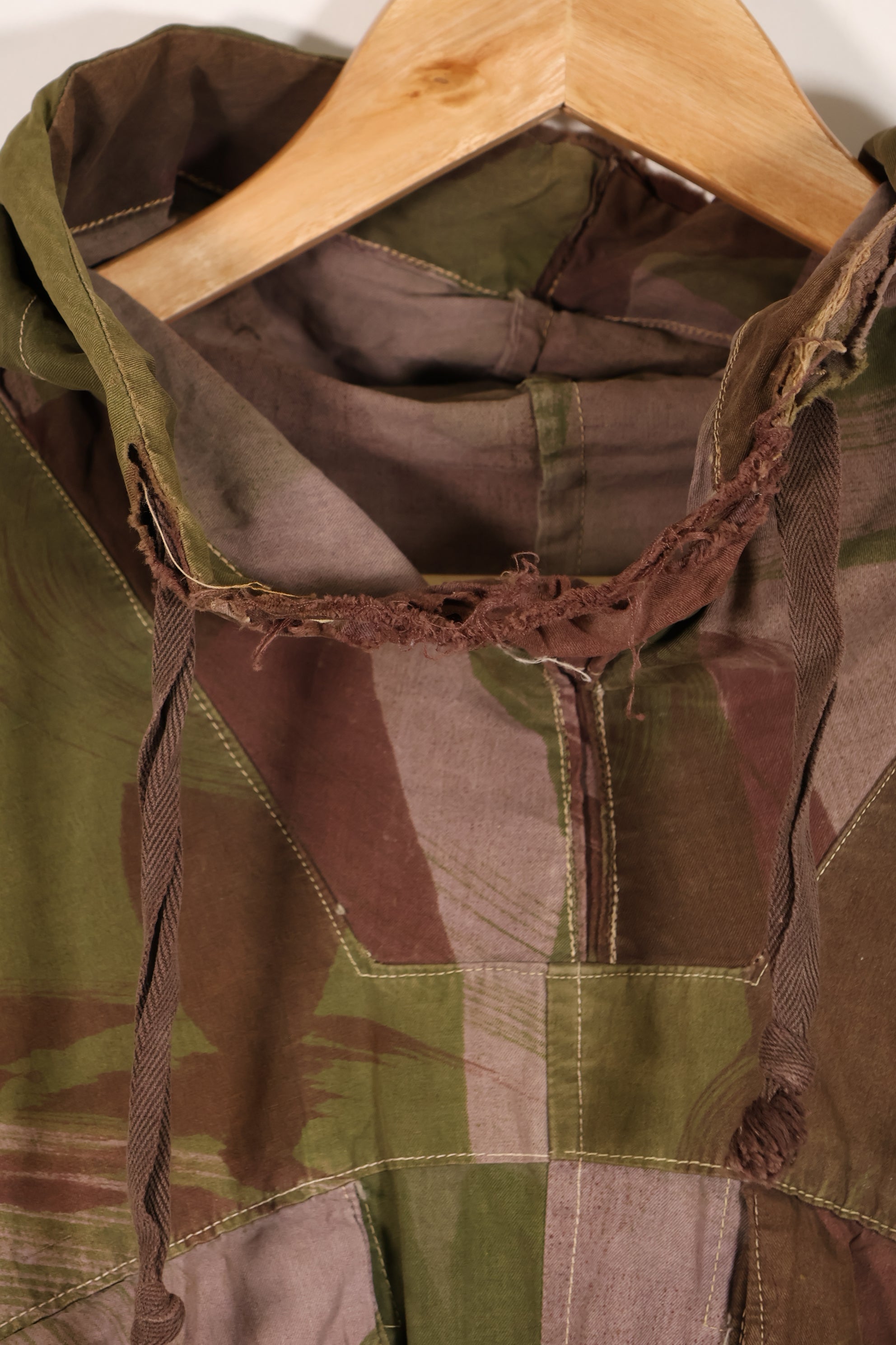 Real British Army SAS Smock WINDPROOF Camouflage Smock, size unknown, scratches and repairs, used.