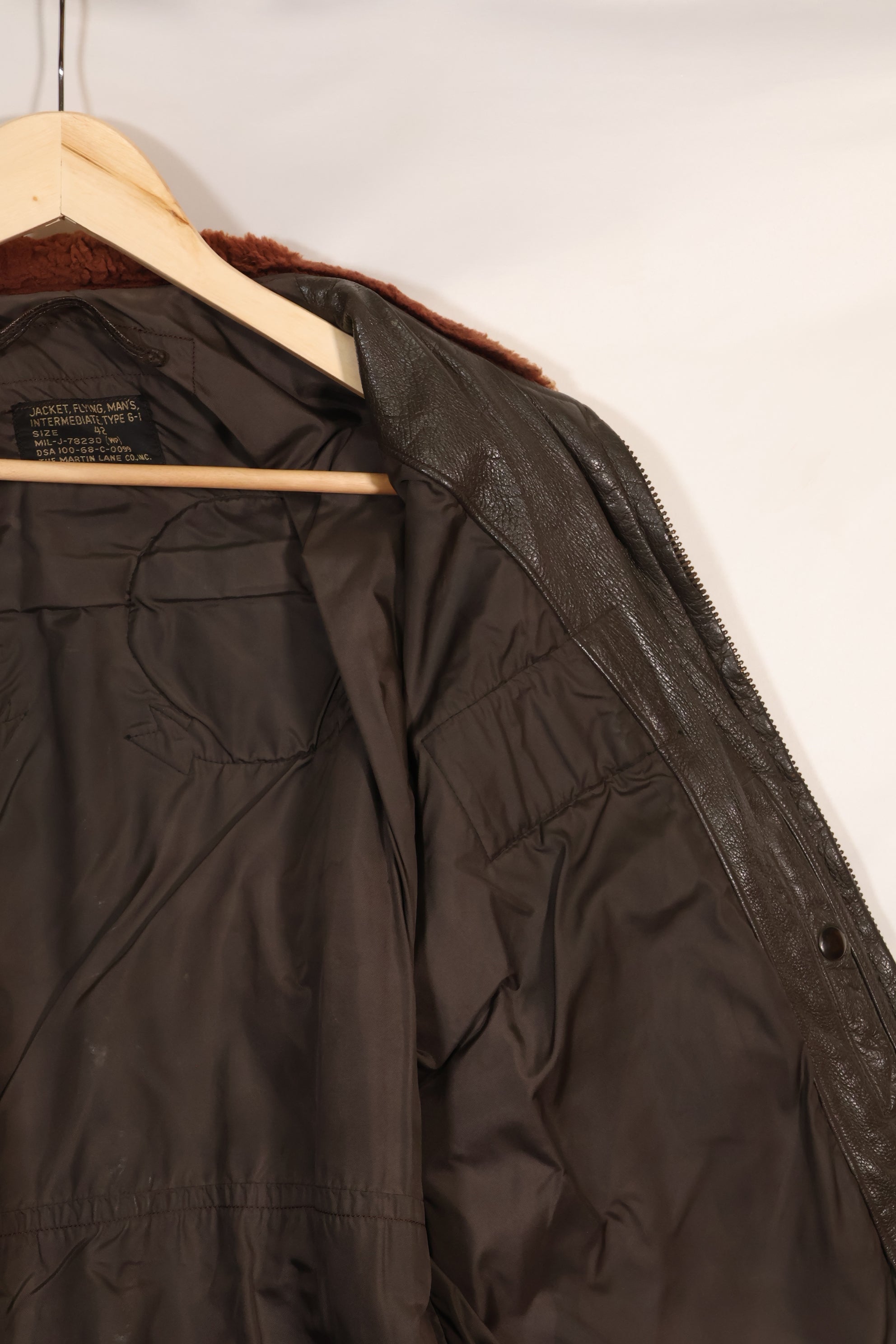 1968 contract size 42 US Navy G-1 flight jacket FAIRECONRON ONE used