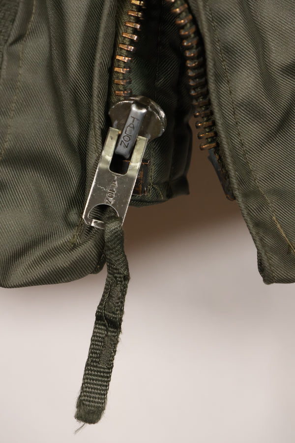 1975 Contract LARGE US Navy CWU-45P Flight Jacket with Intermediates Pockets Used