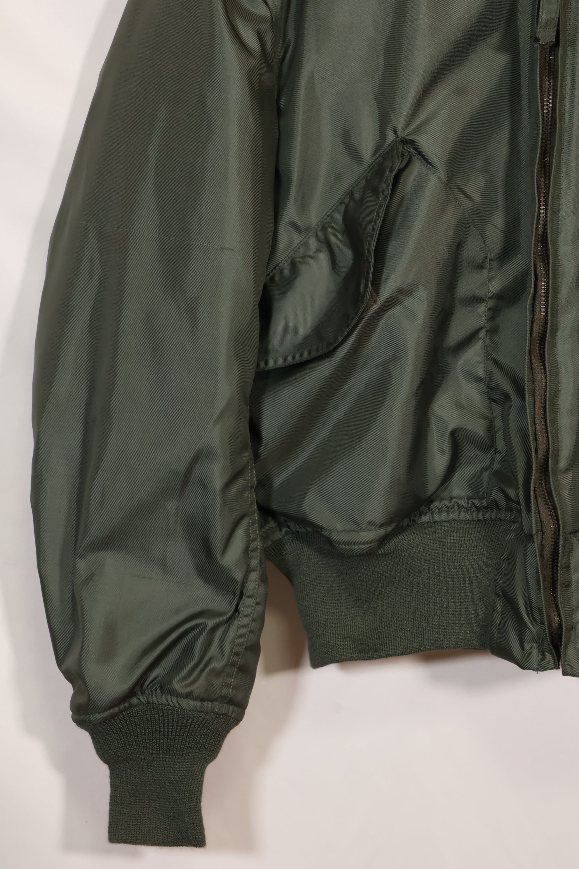 1977 LARGE Deadstock U.S. Navy CWU-36P Flight Jacket
