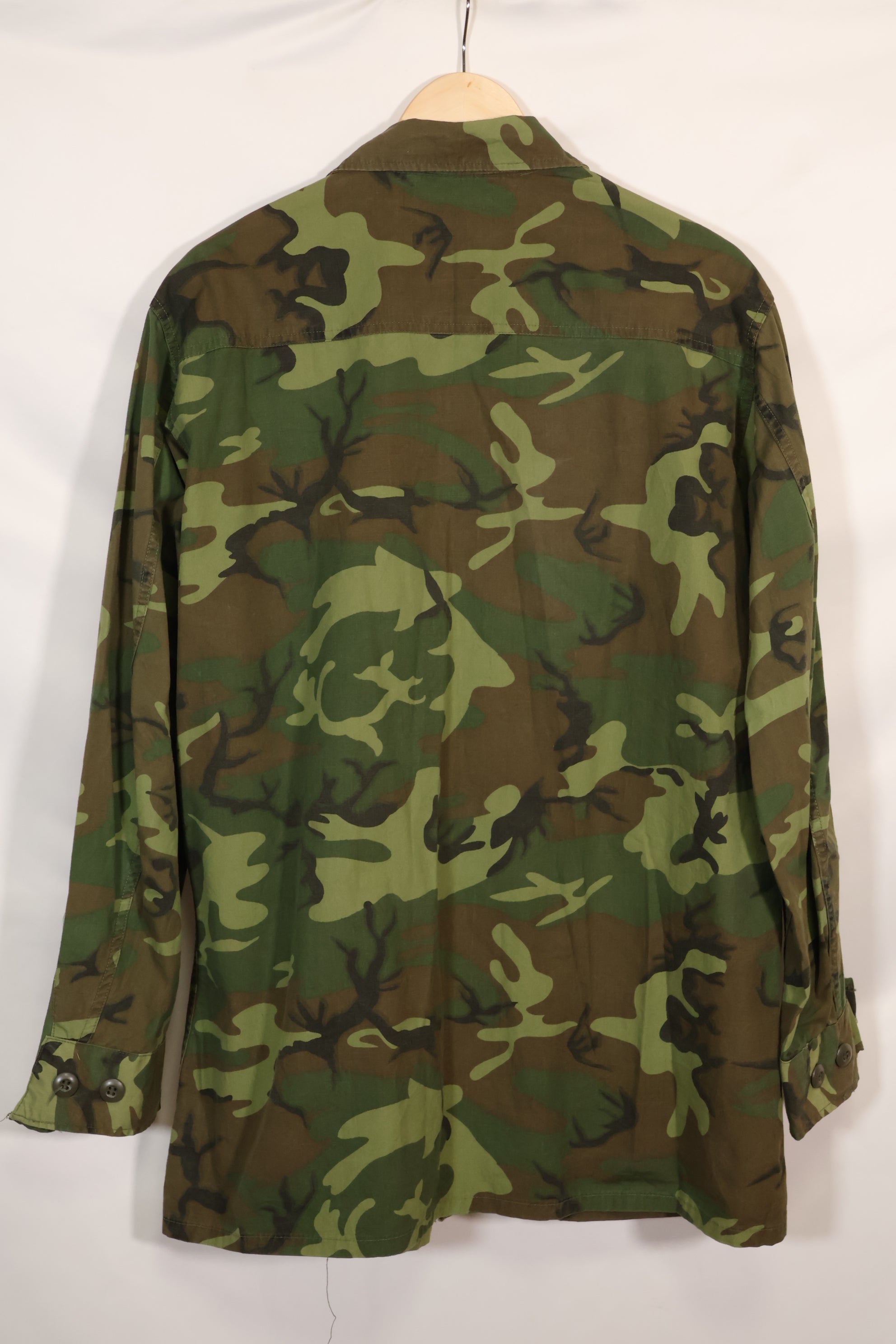 Circa 1967 L-R Non Ripstop Early Print ERDL Fatigue Jacket Used