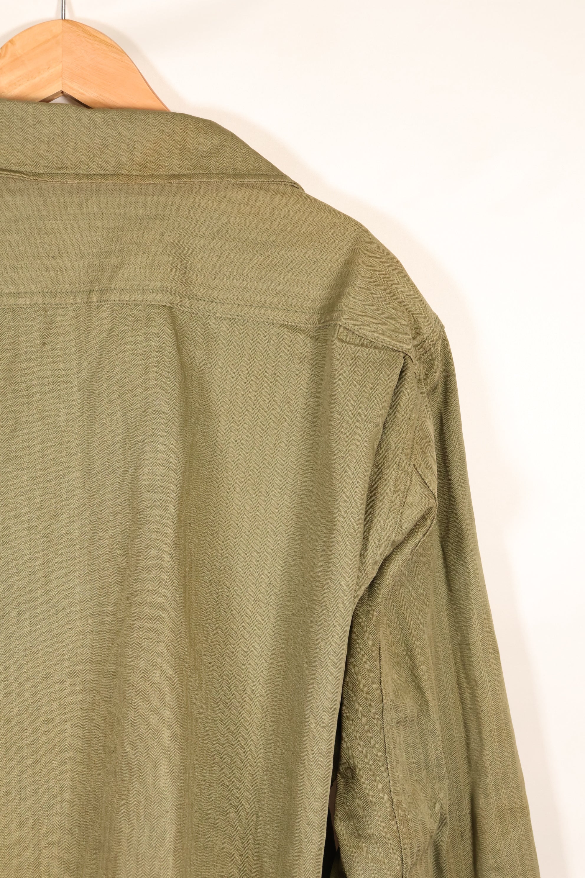 1940s 44R U.S. Army M-41 HBT utility jacket, almost unused.
