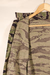 1960年代後半　US-L　レイトウォーライトウェイトパターン　タイガーストライプ　シャツ　退色あり　中古品