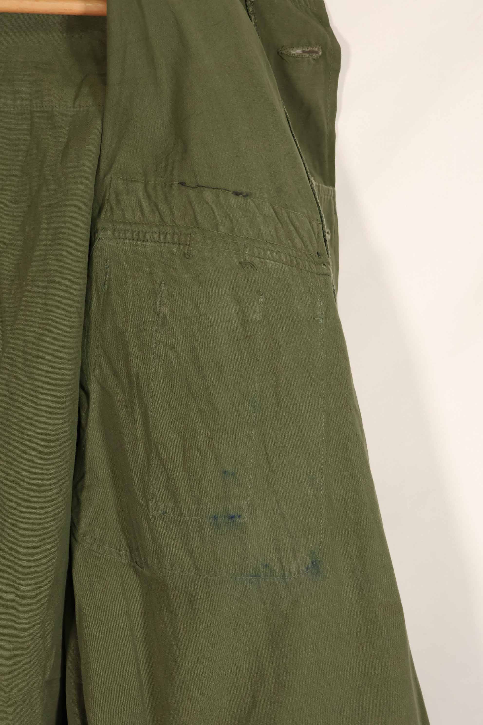 Real 3rd Model Jungle Fatigue Jacket M-S, manufactured circa 1966-67, used.