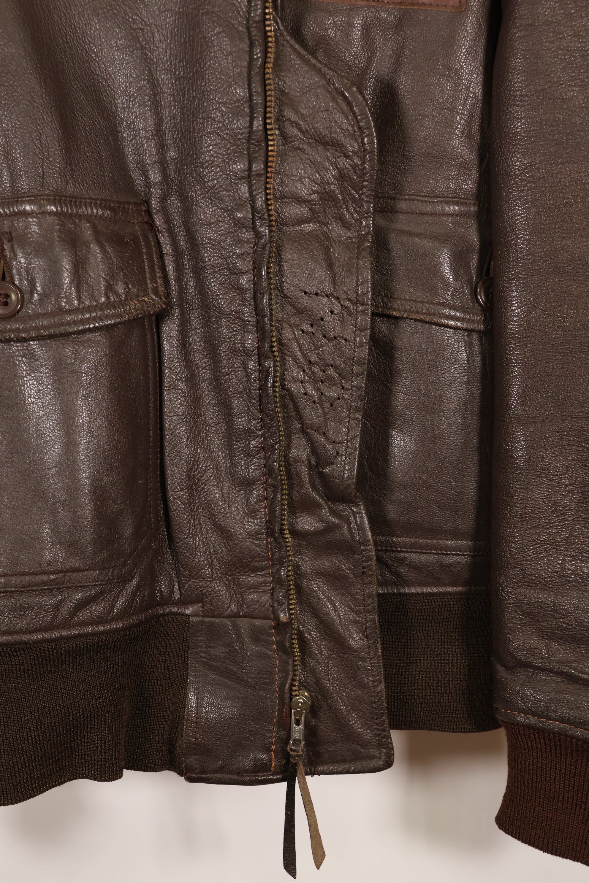 1970 contract size 42 G-1 flight jacket USS AMERICA with patch, used.