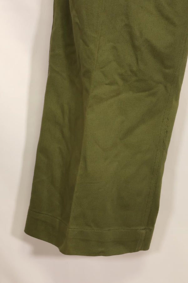 1967 contract almost dead stock Vietnam War Australian Army feel pants, almost unused.