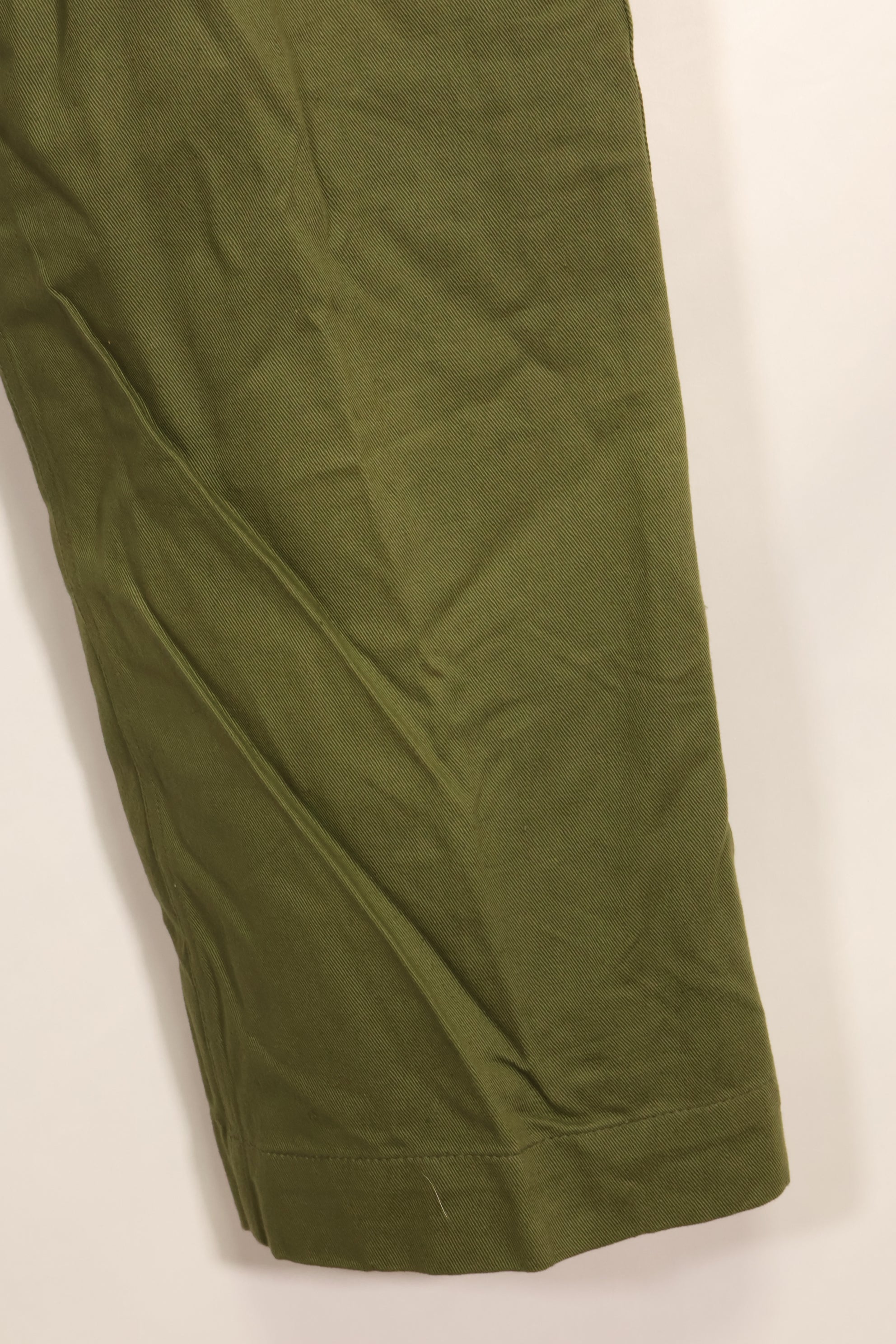 1967 contract almost dead stock Vietnam War Australian Army feel pants, almost unused.