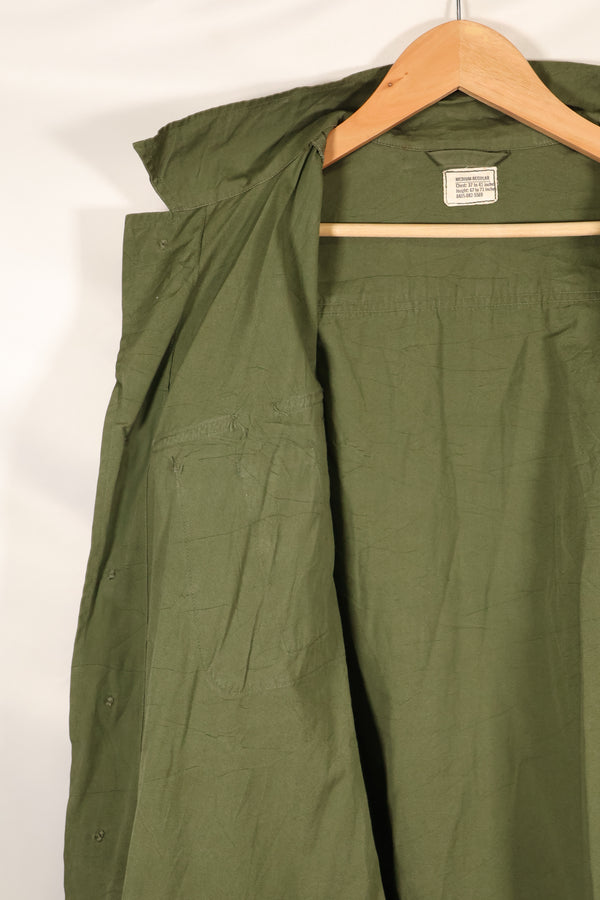 1966-67 Contract M-R Non Rip 3rd Model Jungle Fatigue Jacket in good condition.
