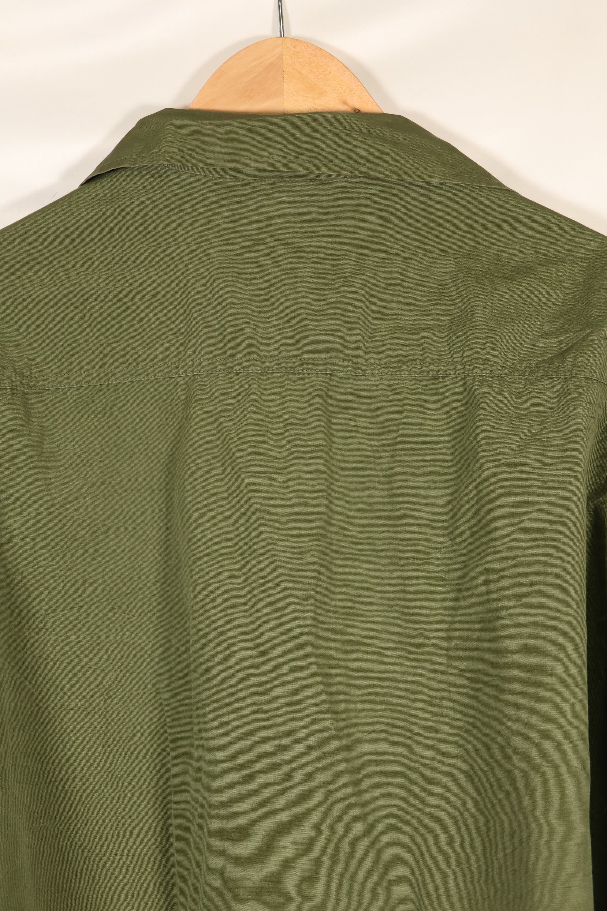 1966-67 Contract M-R Non Rip 3rd Model Jungle Fatigue Jacket in good condition.