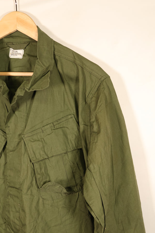 1967 Contract, L-L, Virtually Unused, 3rd Model Jungle Fatigue Jacket, Stains on the Back, Used