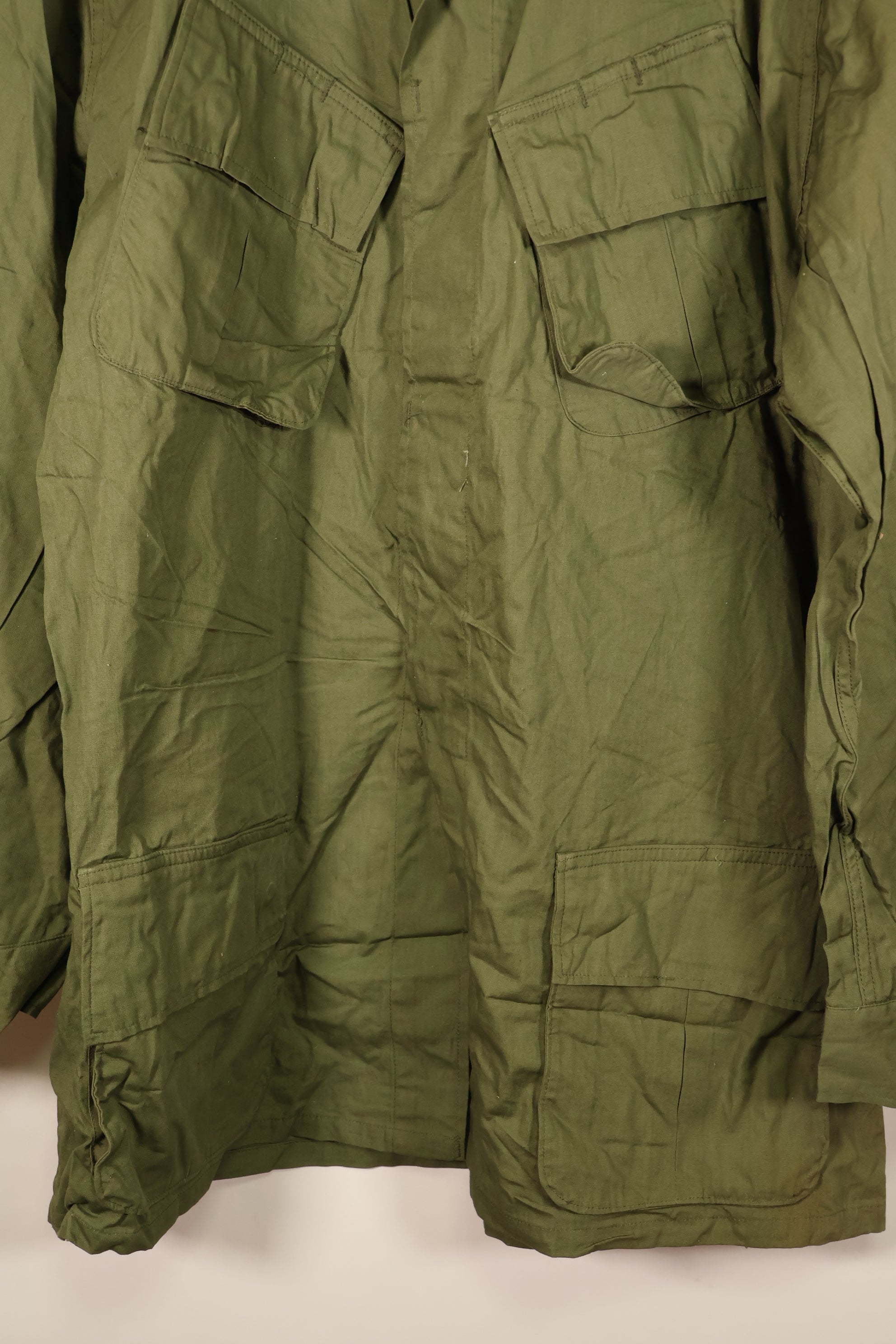 1967 Contract, L-L, Virtually Unused, 3rd Model Jungle Fatigue Jacket, Stains on the Back, Used