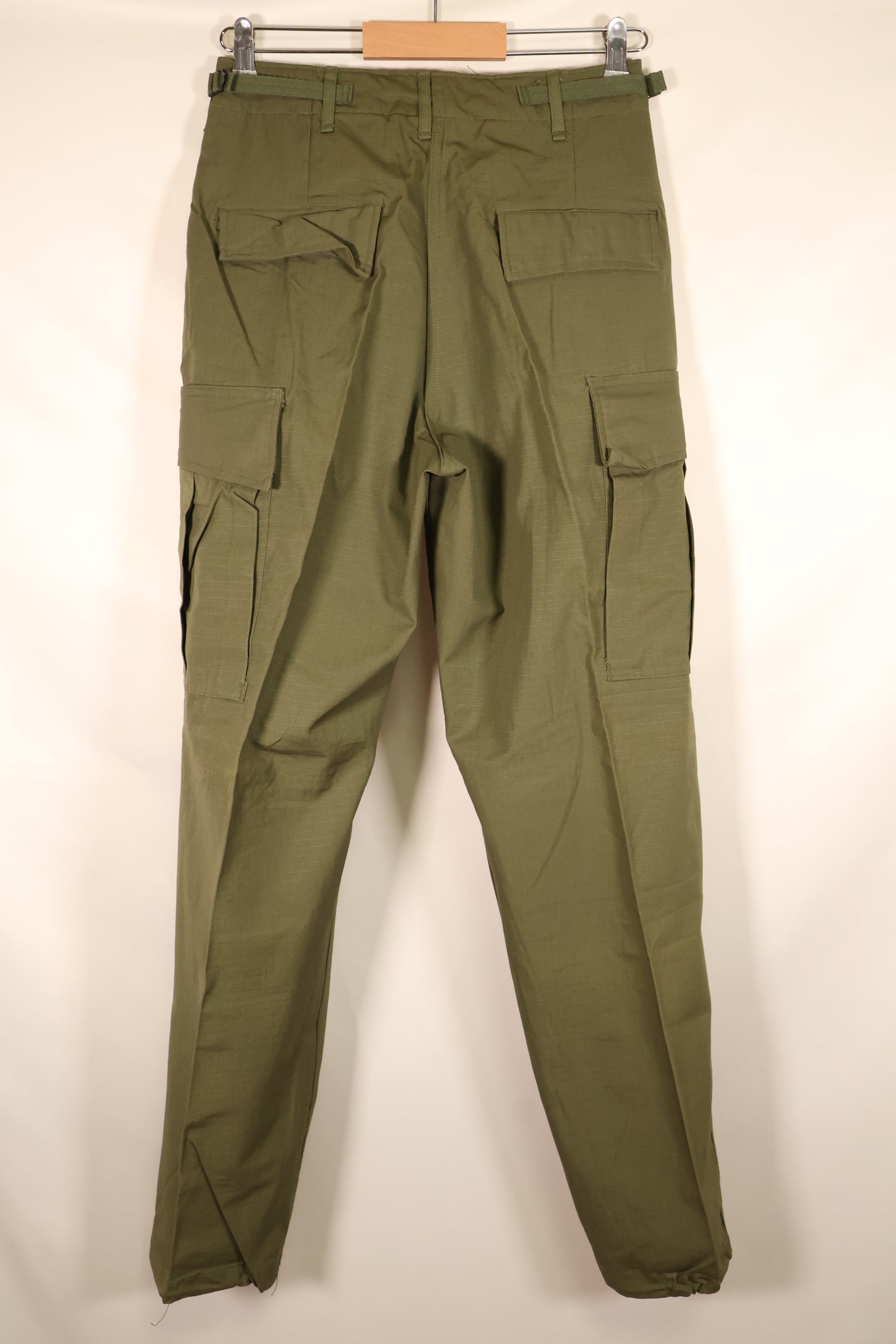Late 1960s, S-R, U.S. Army, 4th Model Jungle Fatigue Pants, in good condition, almost unused