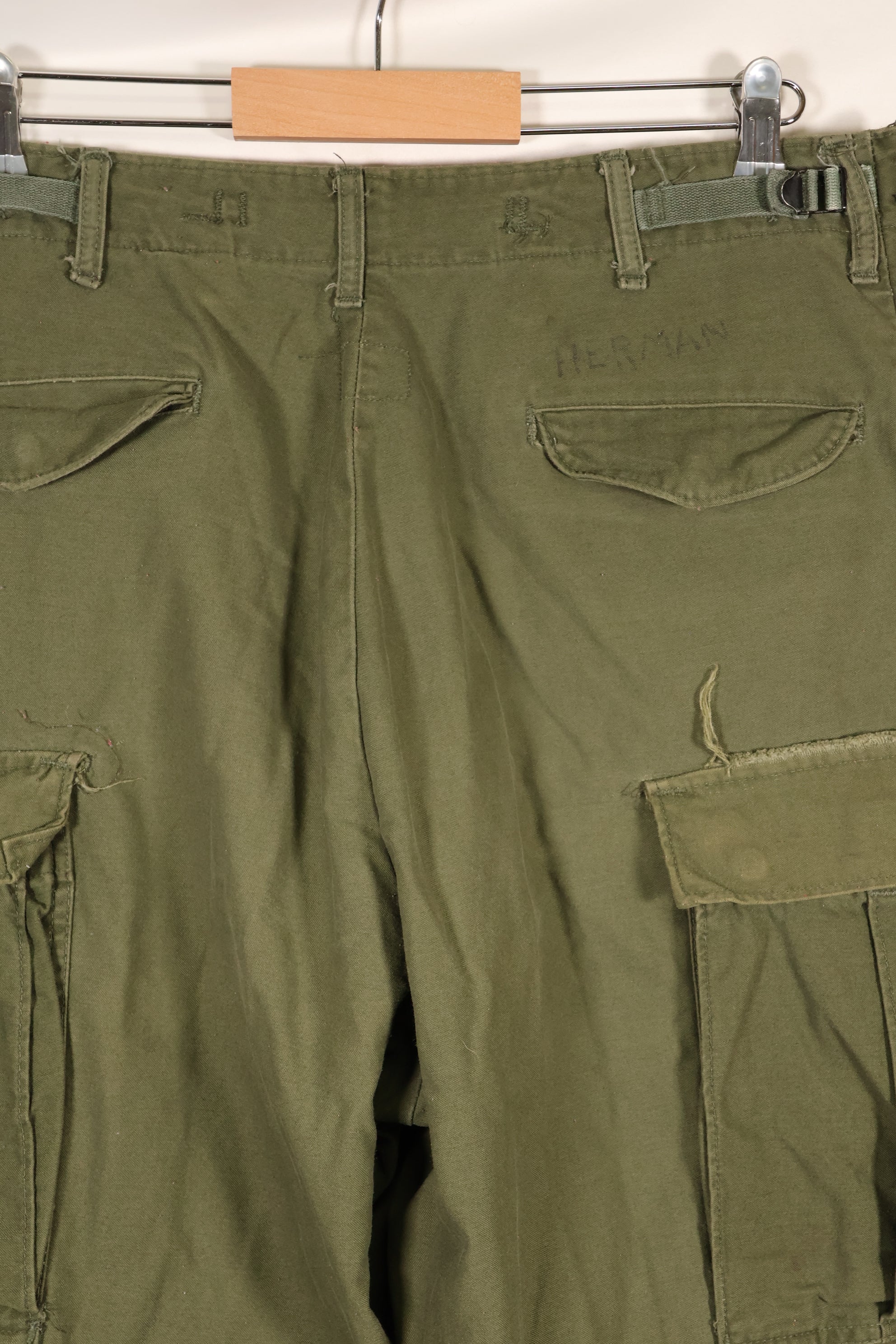 1970s lot, estimated size M-R, M65 field pants, cold weather specs, used.
