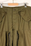 Early 1970s, estimated MEDIUM pilot fireproof pants, size tag missing, used.